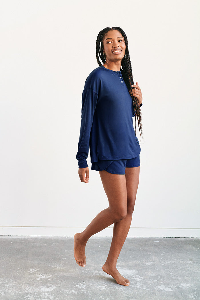 Ruqayyah is 5'9", typically wears a size 2 and is wearing a size small