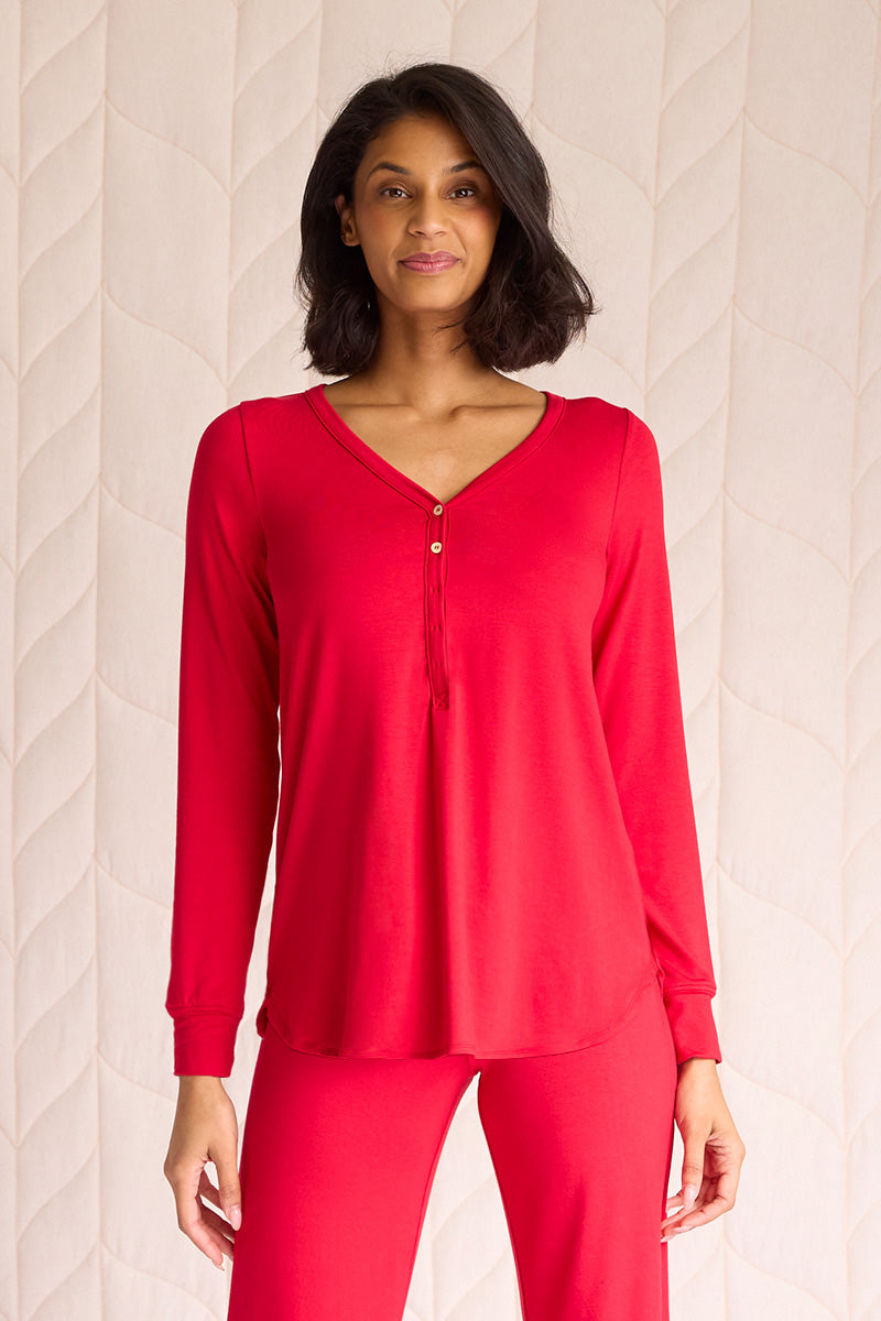 Tsanna is 5'10", typically wears a size 2 and is wearing a size small