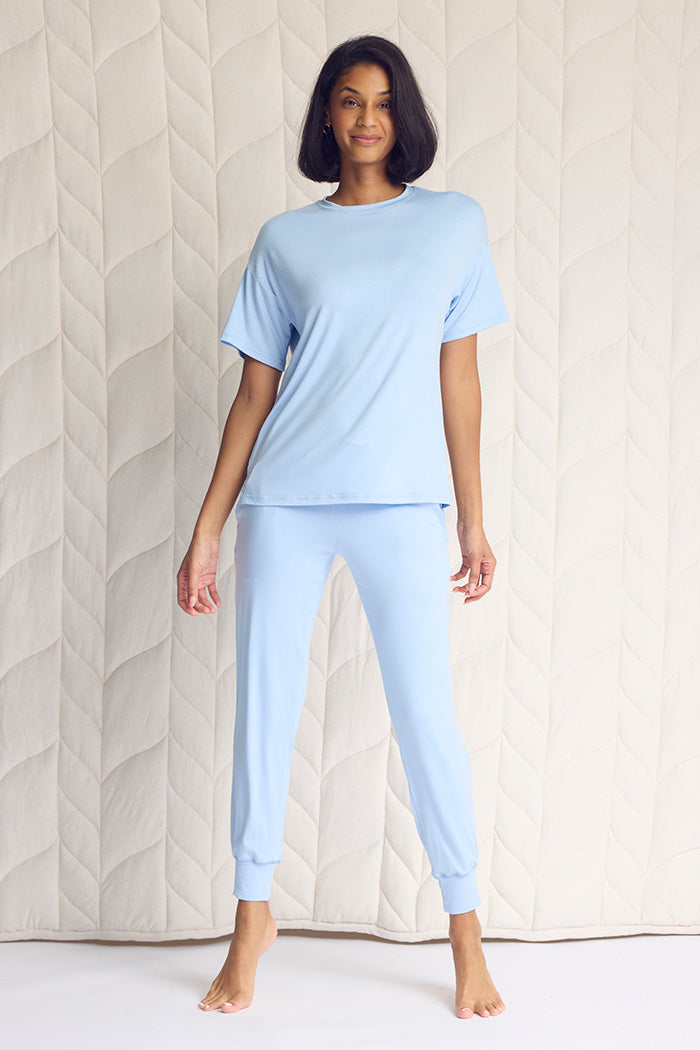 Tsanna is 5'10", typically wears a size 2 and is wearing a size small