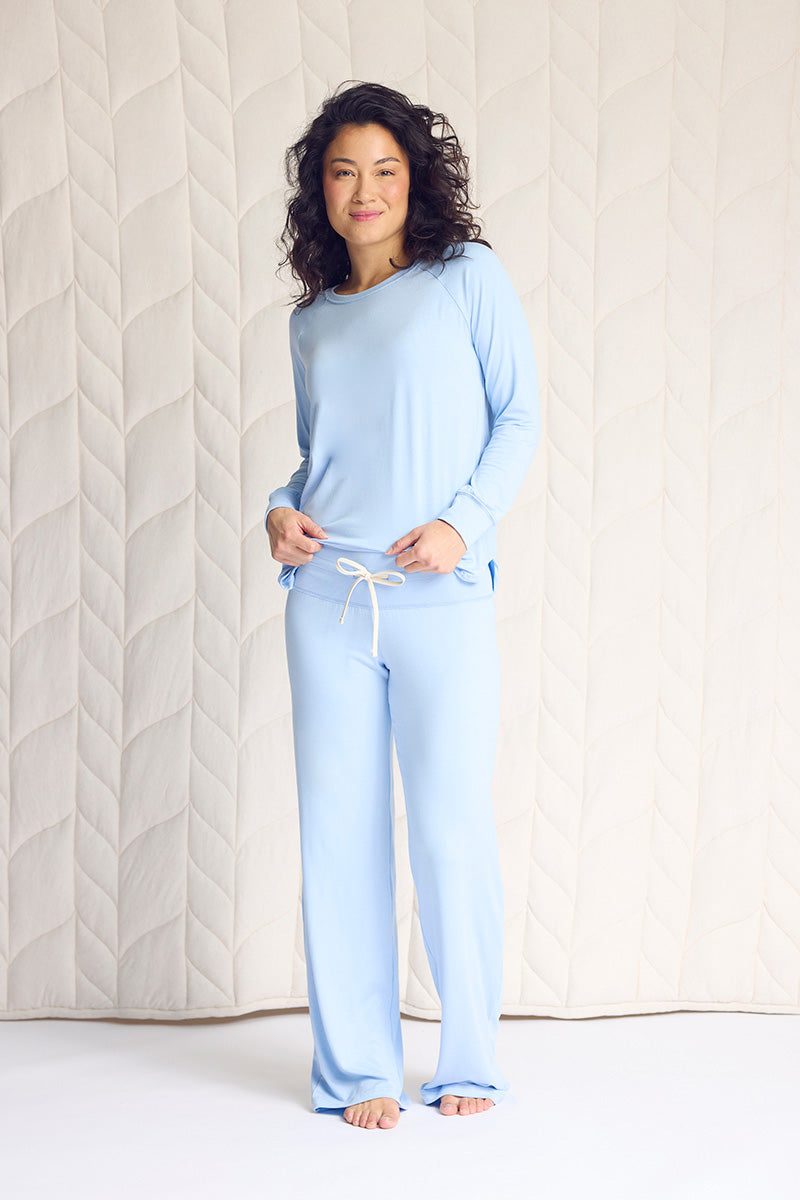 Meriko is 5'9", typically wears a size 6/8 and is wearing a size medium