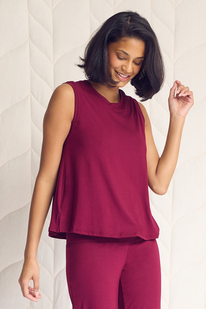 Tsanna is 5'10", typically wears a size 2 and is wearing a size small