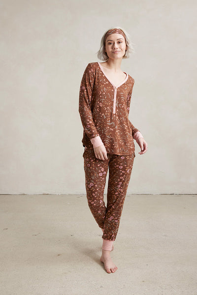 LIke A Dangerous Flower Pajamas Set