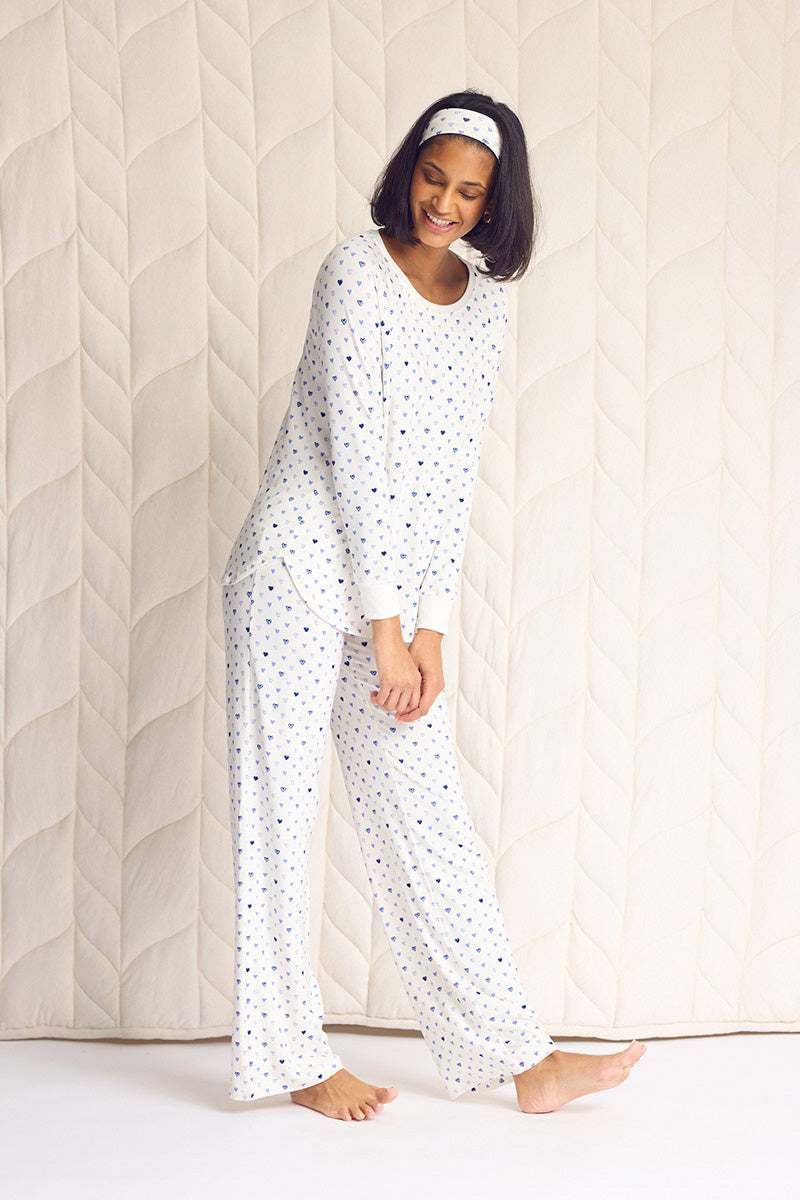 Tsanna is 5'10", typically wears a size 2 and is wearing a size small