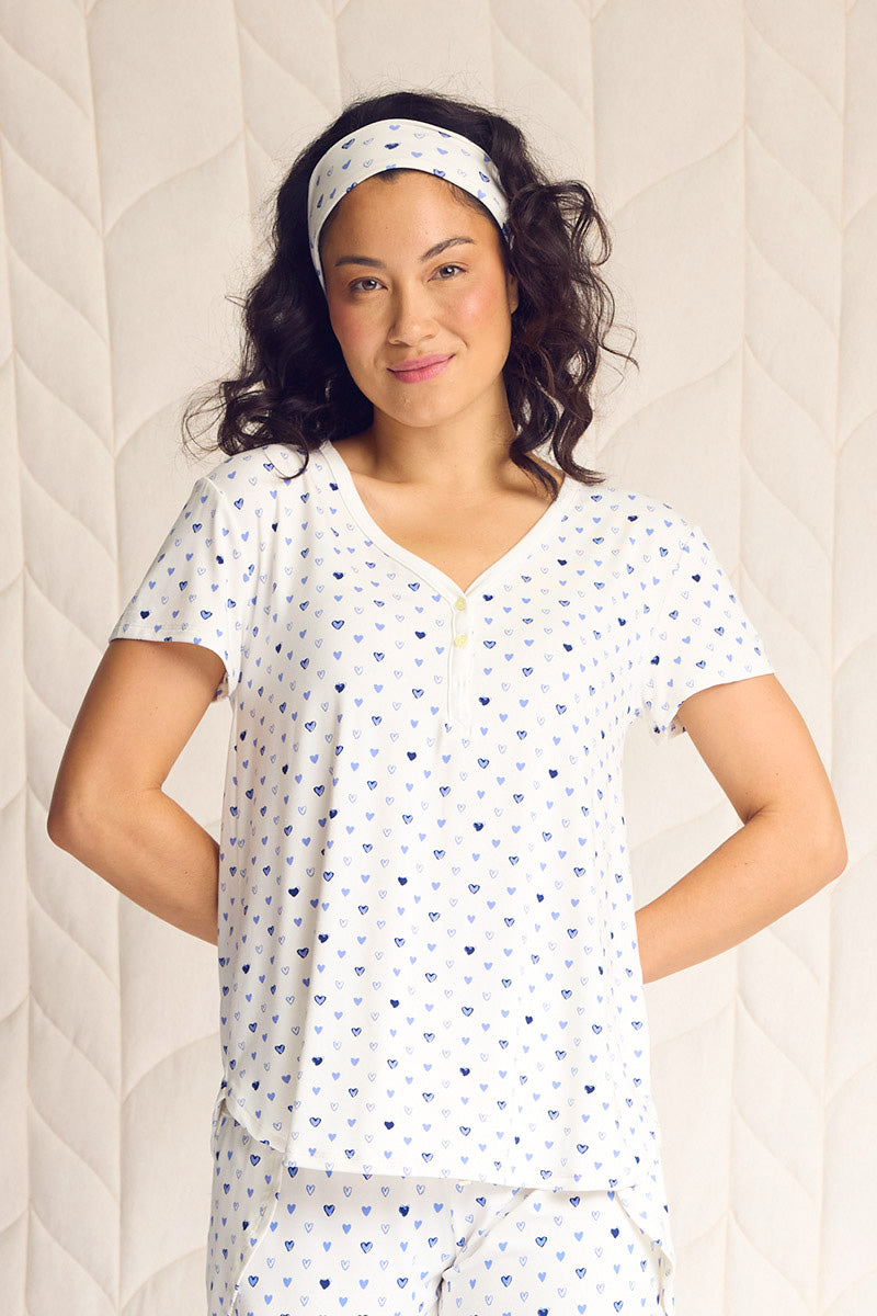 Meriko is 5'9", typically wears a size 6/8 and is wearing a size medium