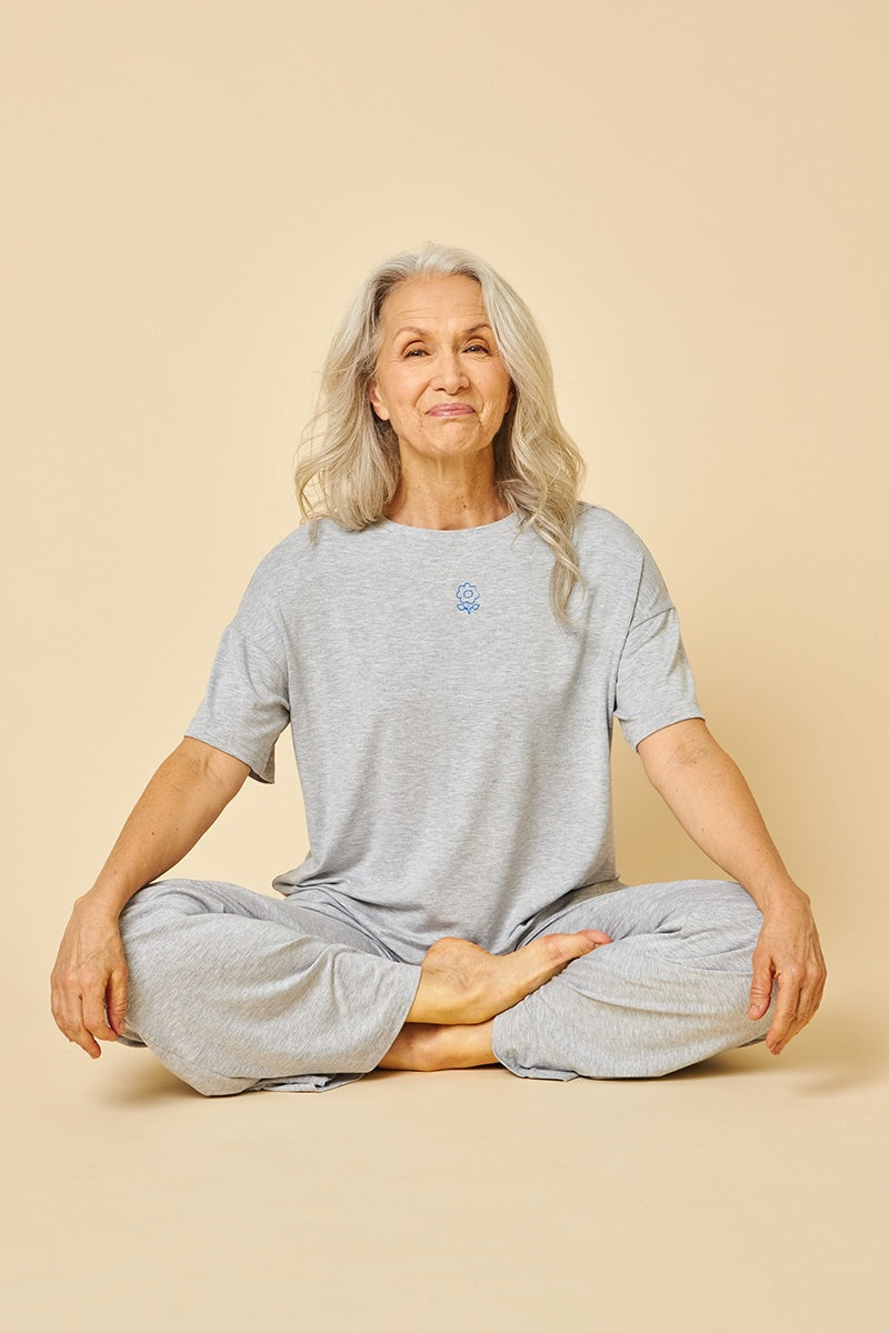 Model is wearing size S