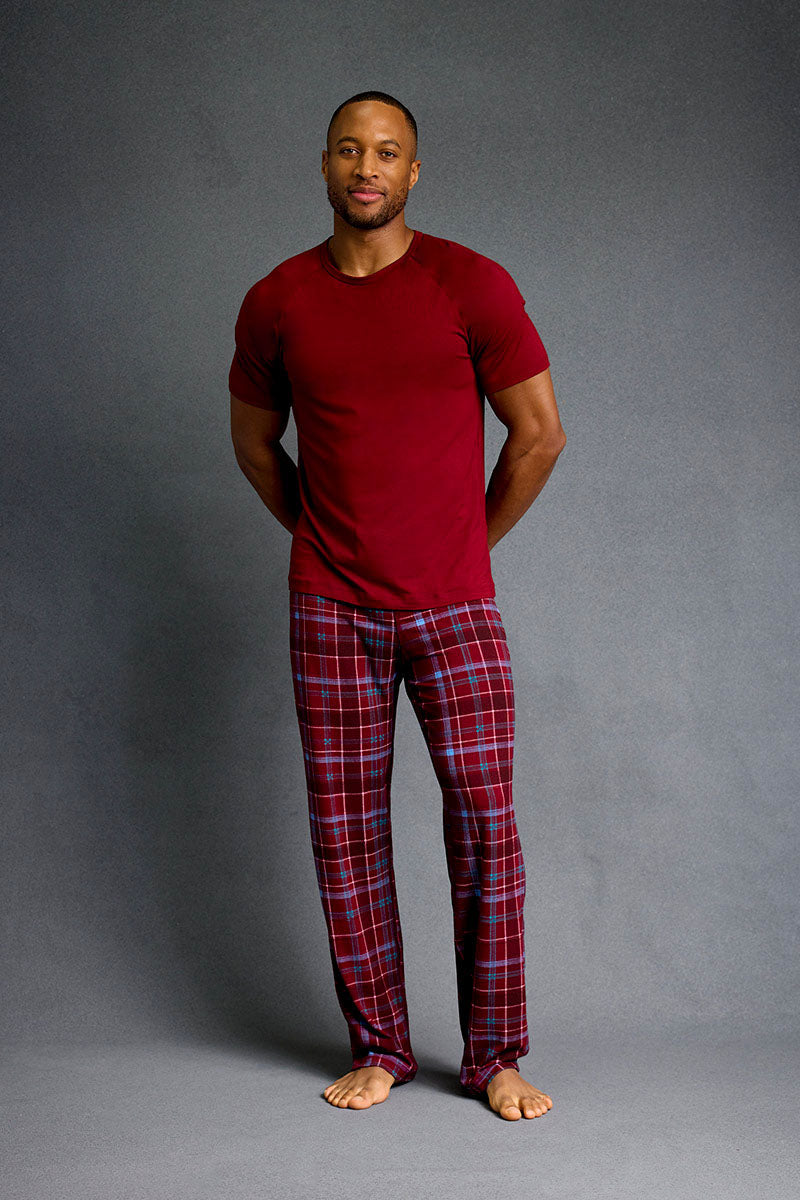 Brendan is 6'0", typically wears a size 32 pant, has a 40" chest and is wearing a size M