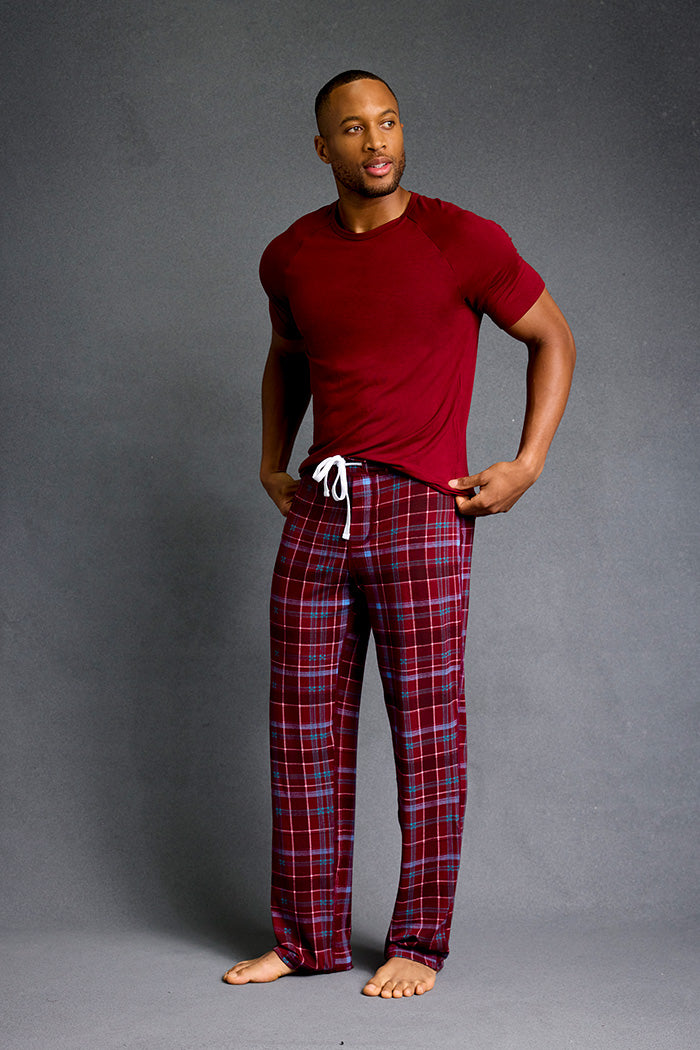 Brendan is 6'0", typically wears a size 32 pant, has a 40" chest and is wearing a size M