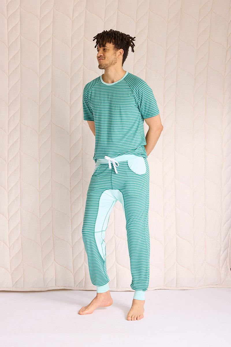 Trey is 6'2", typically wears a size 32 pant, has a 38" chest and is wearing a size medium