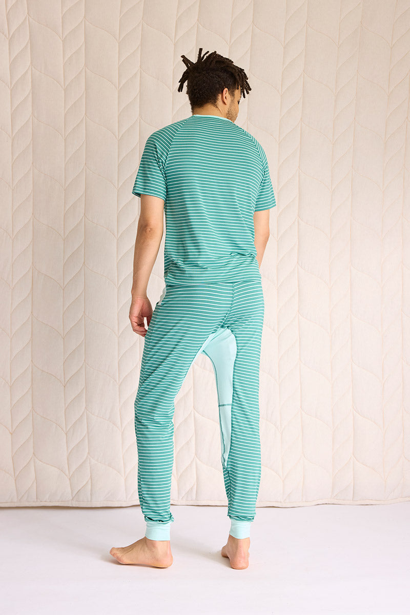 Trey is 6'2", typically wears a size 32 pant, has a 38" chest and is wearing a size medium