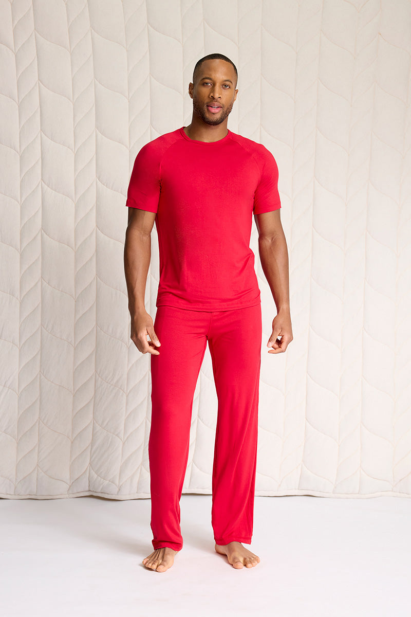 Brendan is 6'0", typically wears a size 32 pant, has a 40" chest and is wearing a size M