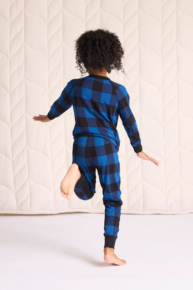 Silver is wearing a size 3/4