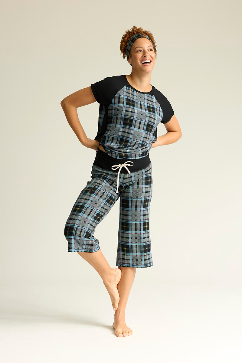 Adecia is 5'9", typically wears a size 6/8 and is wearing a size medium
