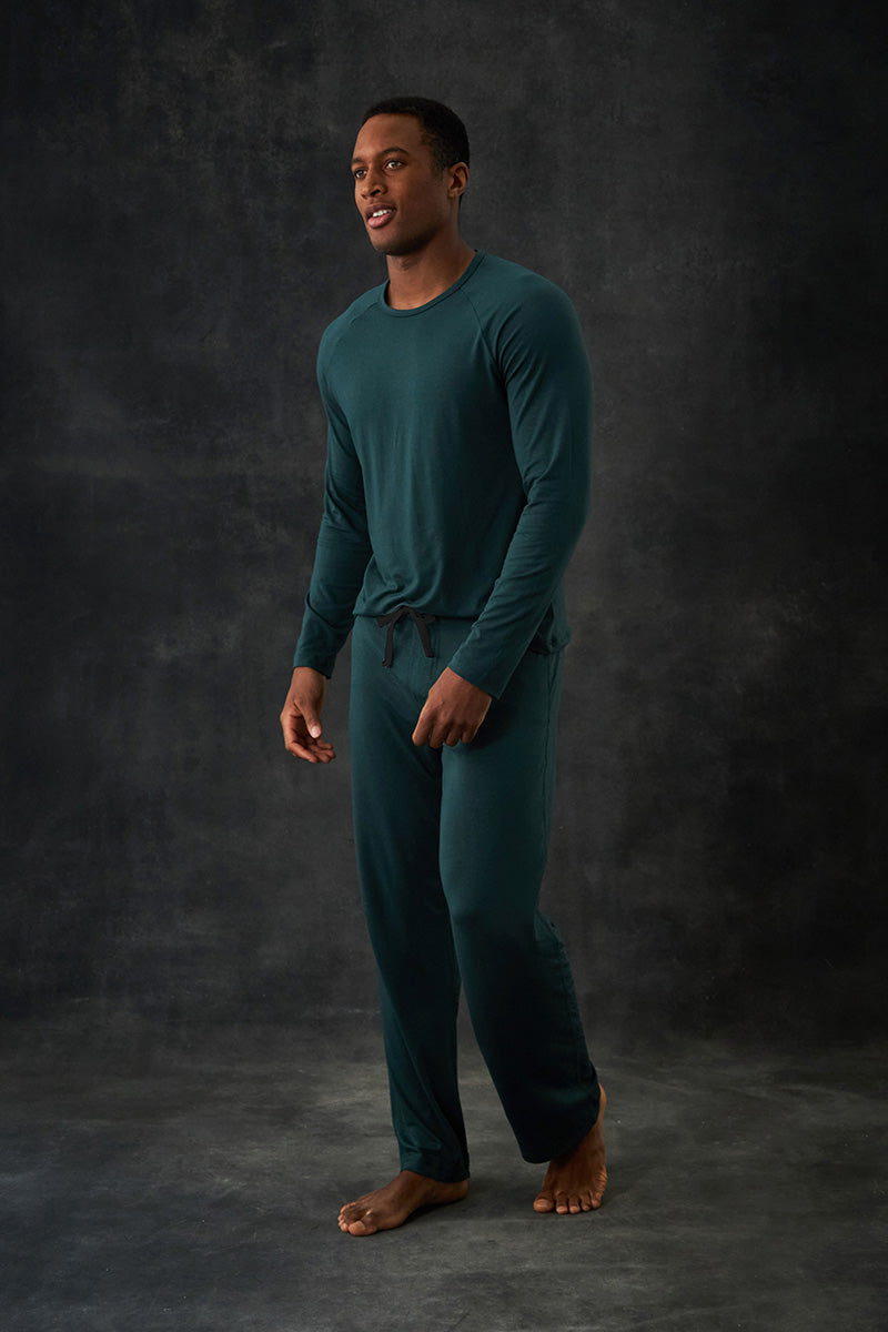 https://thisisj.com/cdn/shop/products/Harris-Mens-Loungewear-Pajama-Long-Sleeve-Shirt-Pajama-Pant-Set-Hunter-Green-3341.jpg?v=1667759200&width=800